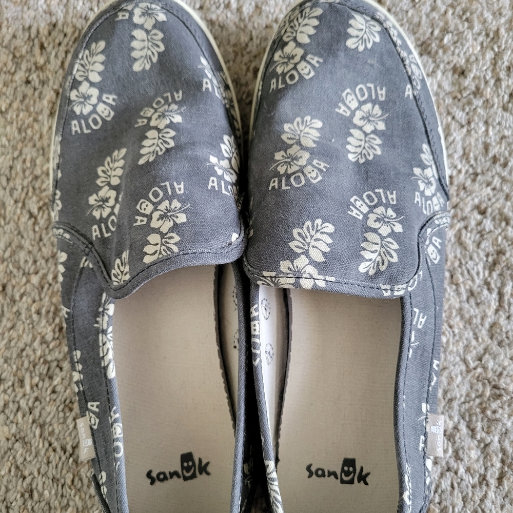 Sanuk slip ons